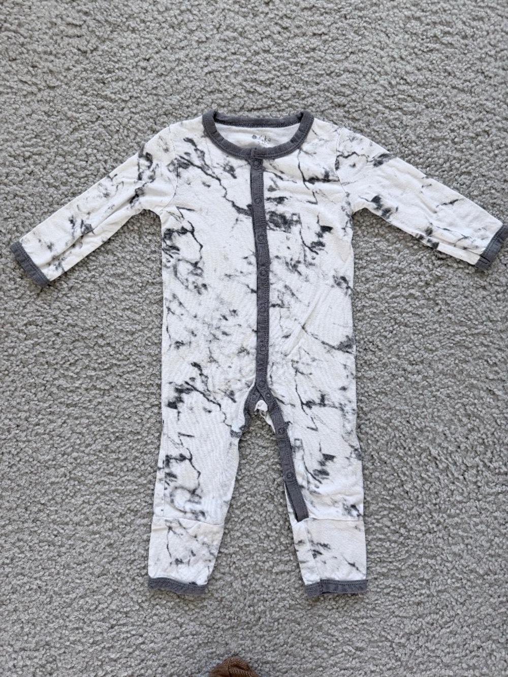 Kyte Baby Charcoal Marble Snap Romper